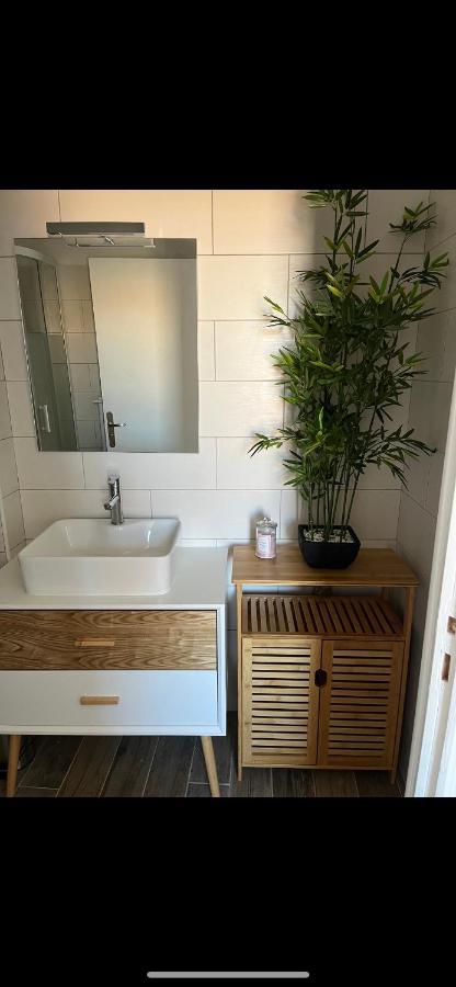 Rooftop Standing Place Carnot Apartment *